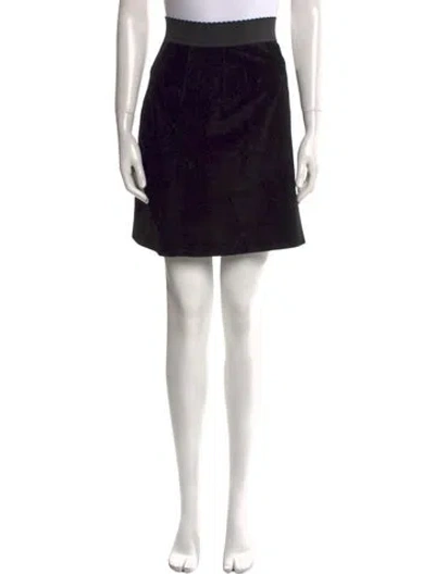 Pre-owned Dolce & Gabbana Calf Leather Knee-length Skirt In Black