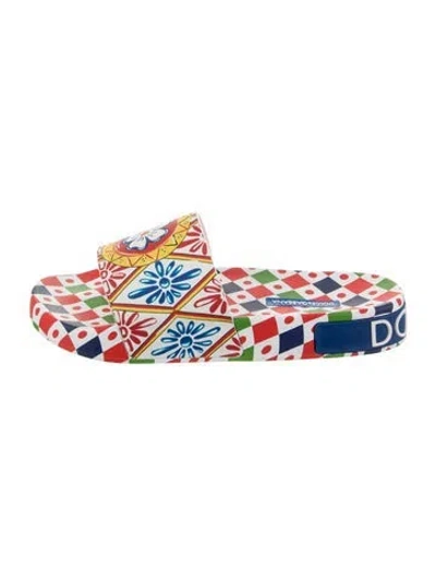 Pre-owned Dolce & Gabbana Carretto Print Rubber Slides In White