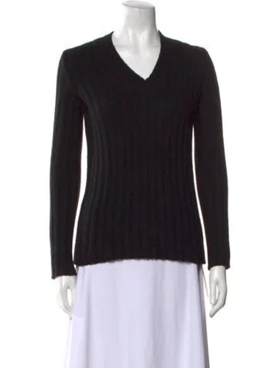 Pre-owned Dolce & Gabbana Cashmere V-neck Sweater In Black