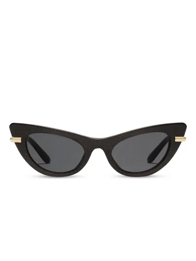 Dolce & Gabbana Cat-eye Sunglasses In ブラック