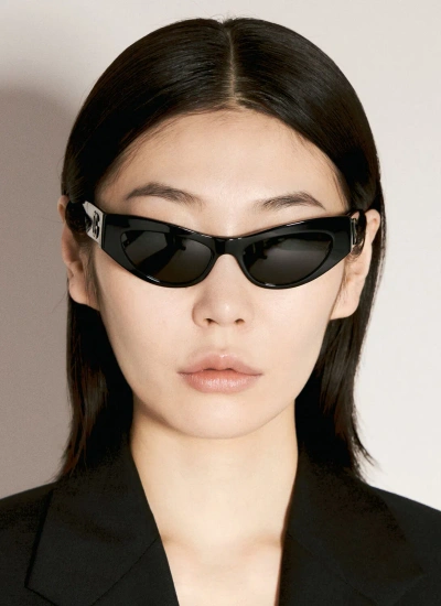 Dolce & Gabbana Cat-eye Sunglasses In Black