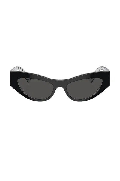 Dolce & Gabbana Cat Eye Sunglasses In Black