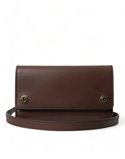 Dolce & Gabbana Chic Brown Leather Shoulder Bag With Gold Detailing In Burgundy