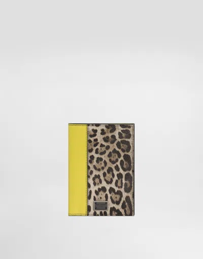 Dolce & Gabbana Dauphine Passport Holder In Print