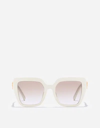 Dolce & Gabbana Devotion Sunglasses In White