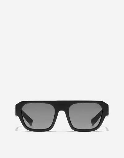 Dolce & Gabbana Dg Crossed Sunglasses In Pink