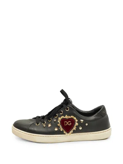 Pre-owned Dolce & Gabbana Dg Heart Studded Sneakers In Black