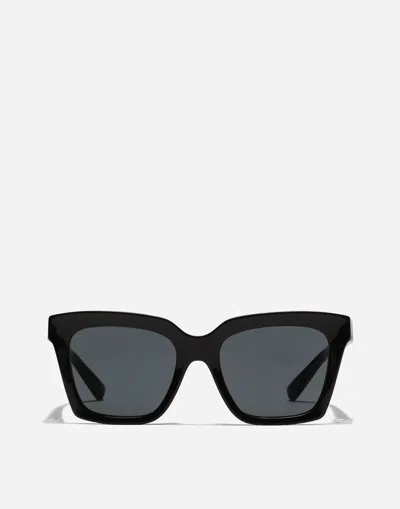 Dolce & Gabbana Dg Hinge Sunglasses In Black