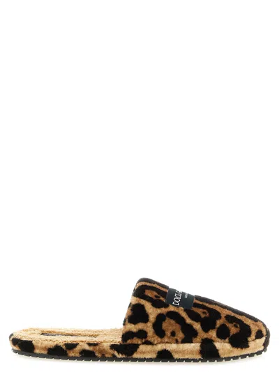Dolce & Gabbana 'dg Hotel' Slippers In Animal Print