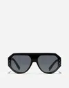 Dolce & Gabbana Dg Logo Plaque Sunglasses In Black