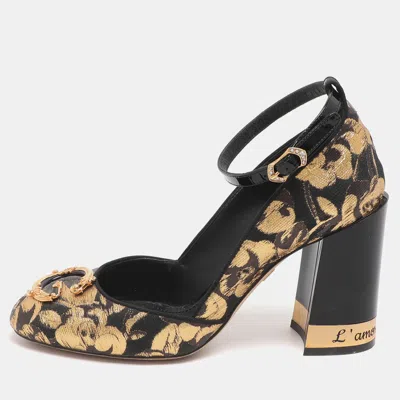 Pre-owned Dolce & Gabbana Dg Logo Size 36.5 Gold/black Brocade Fabric And Patent Leather Pumps