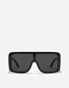 Dolce & Gabbana Dg Logo Sunglasses In Black