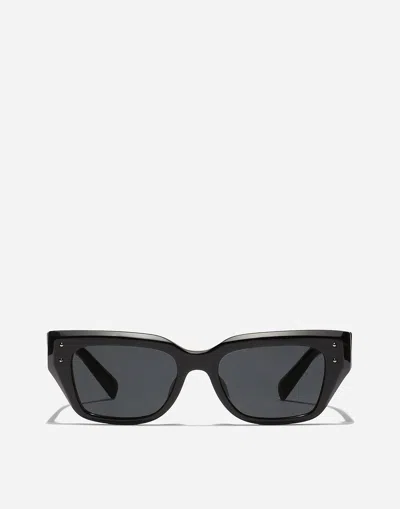 Dolce & Gabbana Dg Sharped  Sunglasses In Black