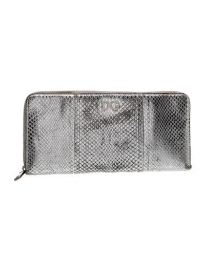 Pre-owned Dolce & Gabbana Embossed Leather Continental Wallet In Metallic/silver