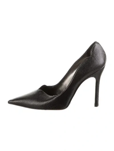 Pre-owned Dolce & Gabbana Embossed Leather Pumps In Black