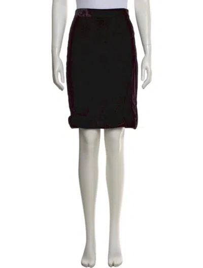 Pre-owned Dolce & Gabbana Embroidered Accent Knee-length Skirt In Black