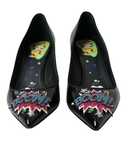 Dolce & Gabbana Embroidered Patch Heel Pump In Black