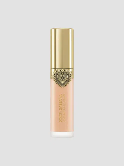Dolce & Gabbana Everlast Concealer In 09 Light Medium