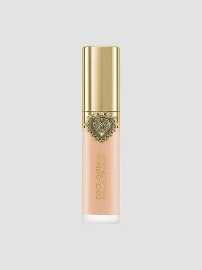 Dolce & Gabbana Everlast Concealer In 10 Light Medium