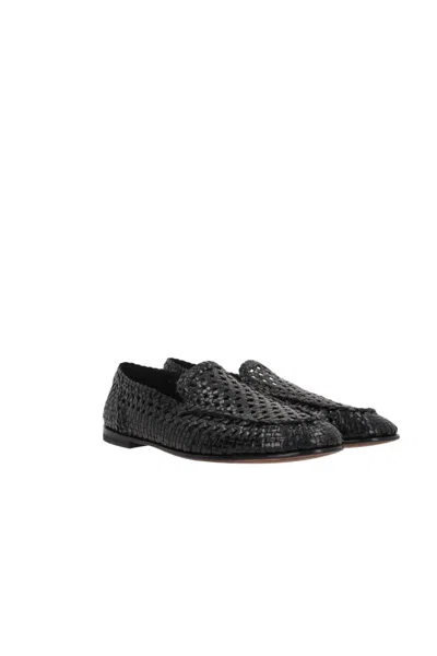 Dolce & Gabbana Leather Slippers In Black