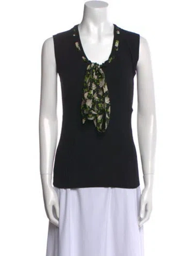 Pre-owned Dolce & Gabbana Floral Print Scoop Neck Top In Black