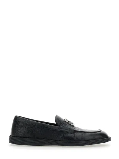 DOLCE & GABBANA DOLCE & GABBANA MEN 'FLORIO' BLACK LOAFERS WITH DG PLAQUE ON THE FRONT IN GRAINED LEATHER MAN