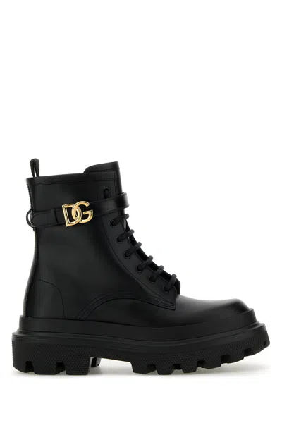 Dolce & Gabbana Leather Dg Lace-up Ranger Booties In Black