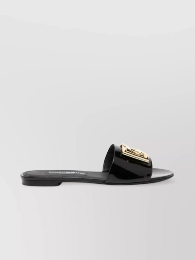 Dolce & Gabbana Glossy Open Toe Sandals In White