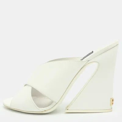 Pre-owned Dolce & Gabbana Keira Size 38 White Leather Slide Sandals