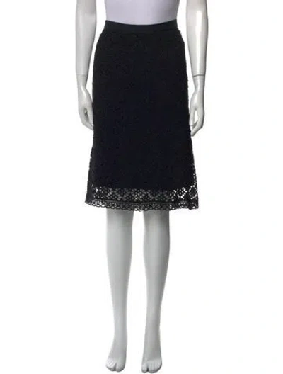 Pre-owned Dolce & Gabbana Lace Knee-length Skirt In Black
