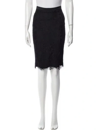 Pre-owned Dolce & Gabbana Lace Knee-length Skirt In Black