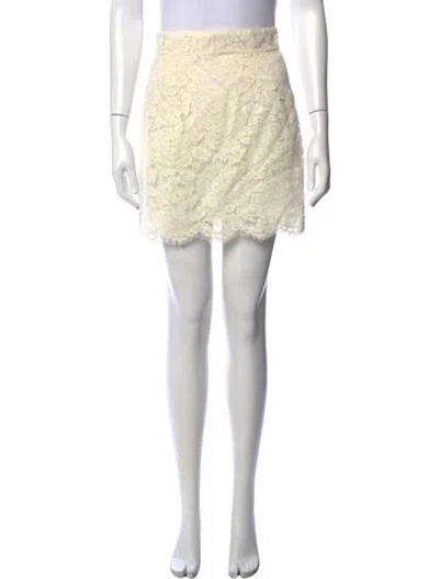 Pre-owned Dolce & Gabbana Lace Mini Skirt In White