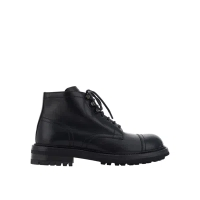 Dolce & Gabbana Lace-up Leather Boots Men In Black