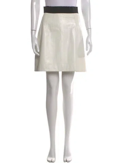 Pre-owned Dolce & Gabbana Lambskin Mini Skirt In White