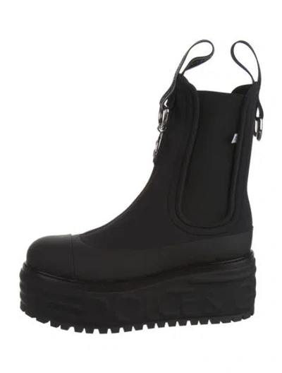 Pre-owned Dolce & Gabbana Leather Combat Boots In Black