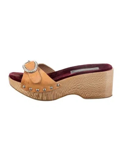 Pre-owned Dolce & Gabbana Leather Crystal Embellishments Slides In Neutral