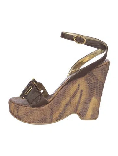 Pre-owned Dolce & Gabbana Leather Printed Sandals In Gold