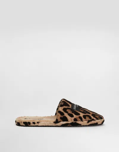 Dolce & Gabbana Ciabatta Dg Hotel In Spugna Stampa Leo In Animal Print