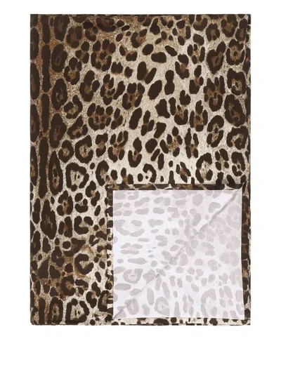 Dolce & Gabbana Satinlaken Mit Leoparden-print (260cm X 280cm) In Animal Print