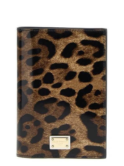 Dolce & Gabbana Leopardpass Holder In M Leo