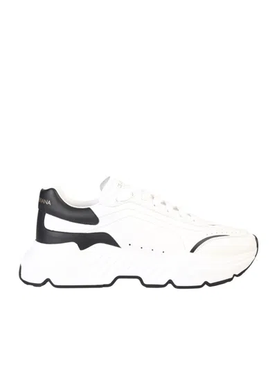 DOLCE & GABBANA DOLCE & GABBANA LIGHTWEIGHT WHITE SNEAKERS WITH MODERN DESIGN