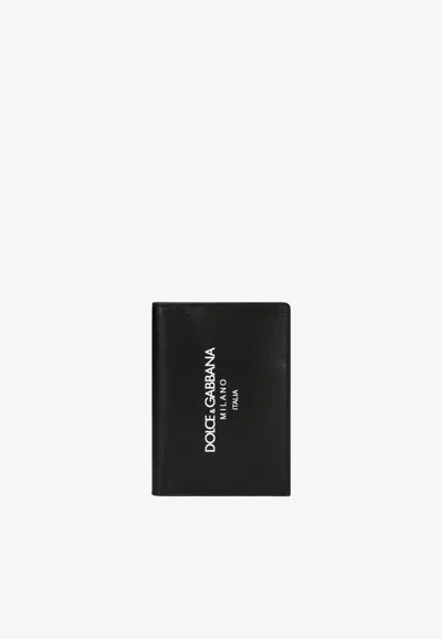 Dolce & Gabbana Logo Bi-fold Passport Holder In Leather In Black