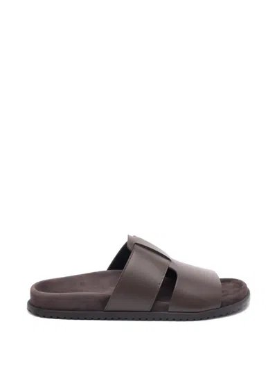 Dolce & Gabbana Men Leather Sandals In Brown