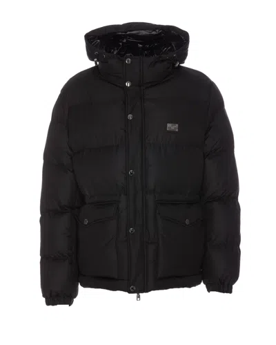 Dolce & Gabbana Logo Plaque Down Jacket In Black