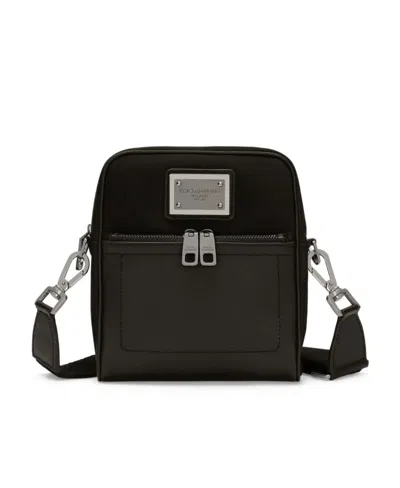 Dolce & Gabbana Logo-plaque Zip-fastening Messenger Bag In Black