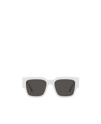 Dolce & Gabbana Logo Sunglasses In Black