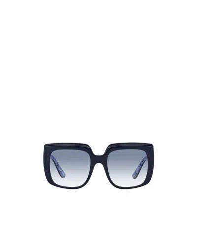 Dolce & Gabbana Logo Sunglasses In Black