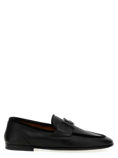 Dolce & Gabbana Logo-plaque Leather Loafer In Black