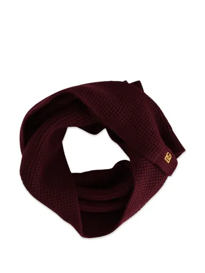 Dolce & Gabbana Logo-plaque Rib-knit Scarf In Red
