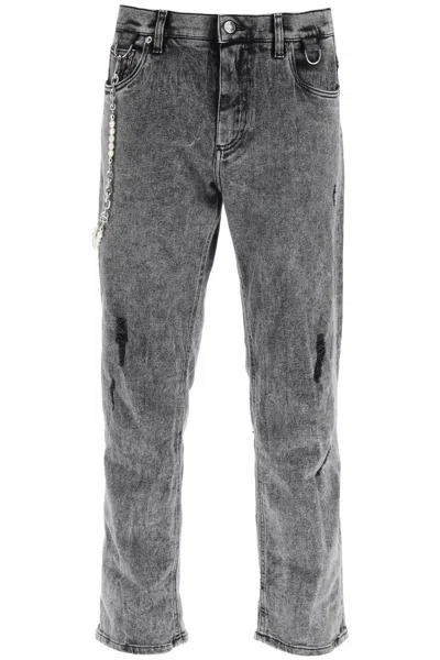 DOLCE & GABBANA LOOSE-FIT GRAY JEANS WITH PEARL-EMBELLISHED KEYCHAIN